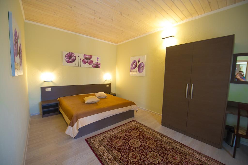 Prince Trubetskoi Winery Hotel Nova Kakhovka Room photo